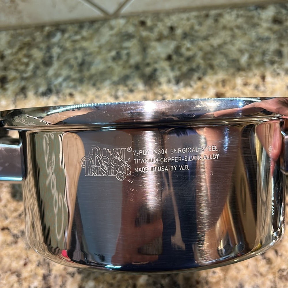 Royal Prestige T304 SS 1.5 Qt Stainless Steel Vented Stockpot - Picture 3 of 9